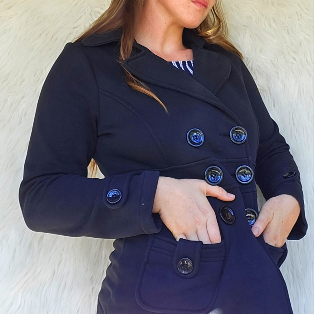 Iris Basic Black Peacoat
